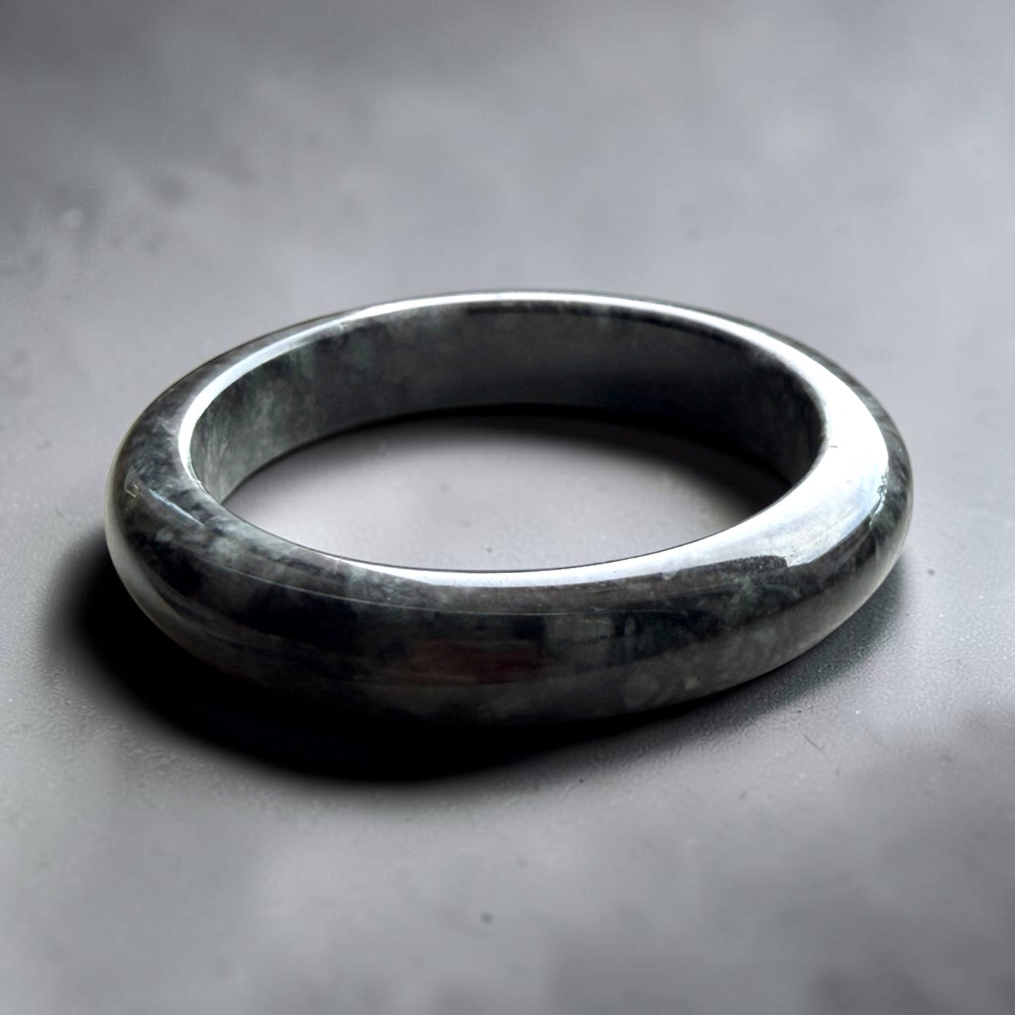 Wuji Jade Bangle
