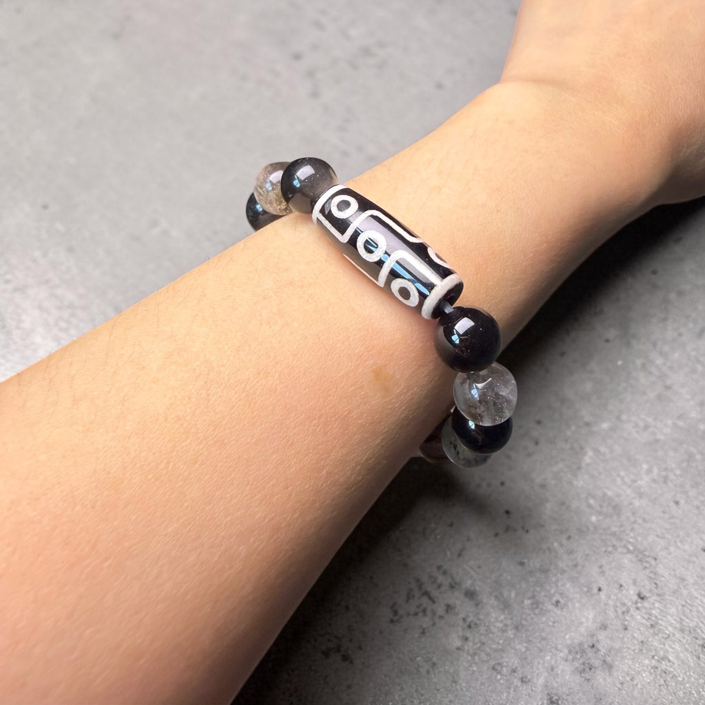 Dzi Agate Protection Bracelet