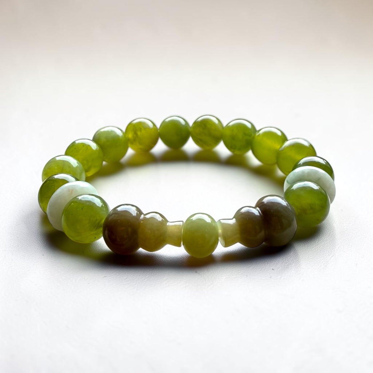 Xiu Yu Jade Hulu Bracelet with Jadeite Donut Spacers