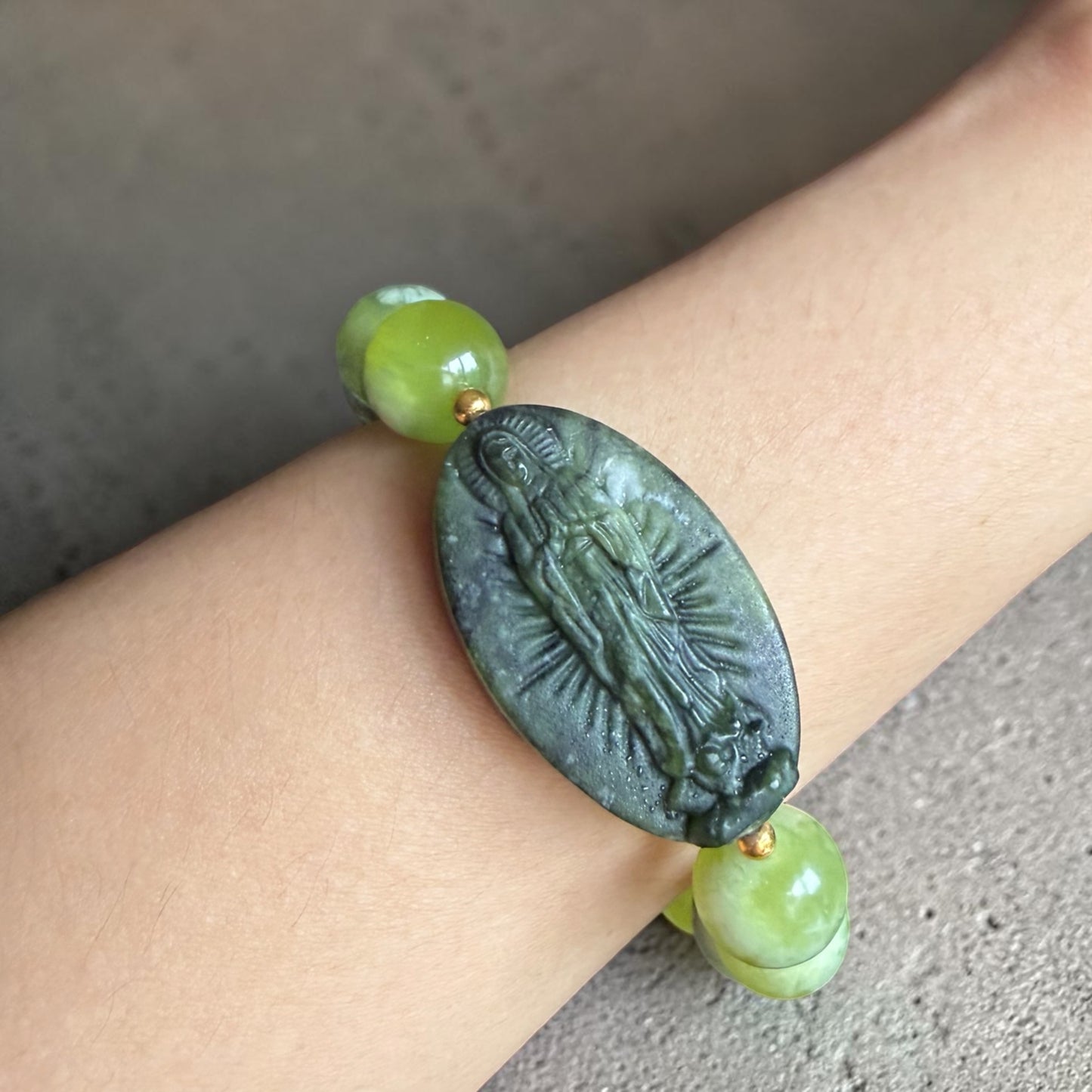 Xiuyan Jade Mama Mary Bracelet