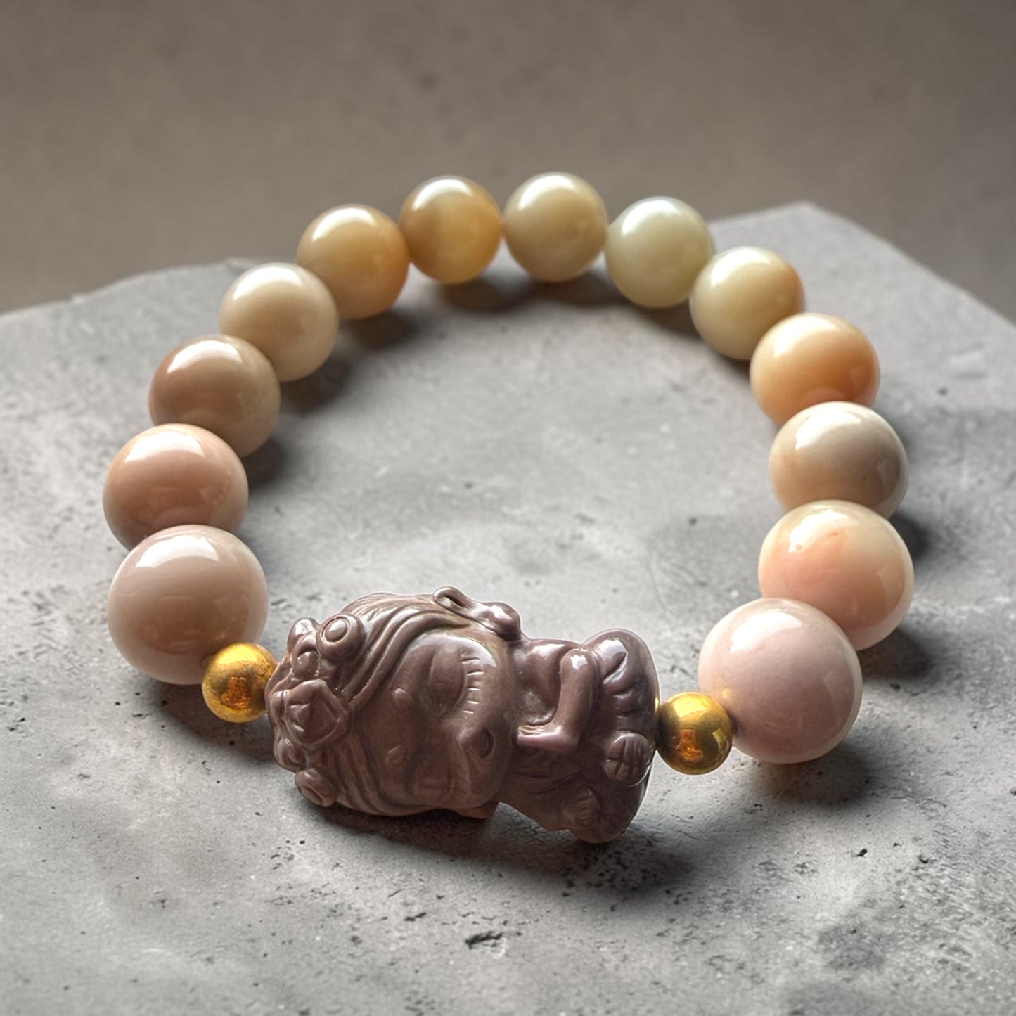 Alashan Agate Lady Protector Bracelet