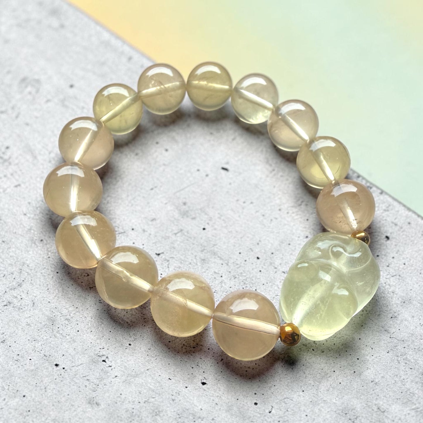 Citrine (Lemon) Sleeping Cat Bracelet