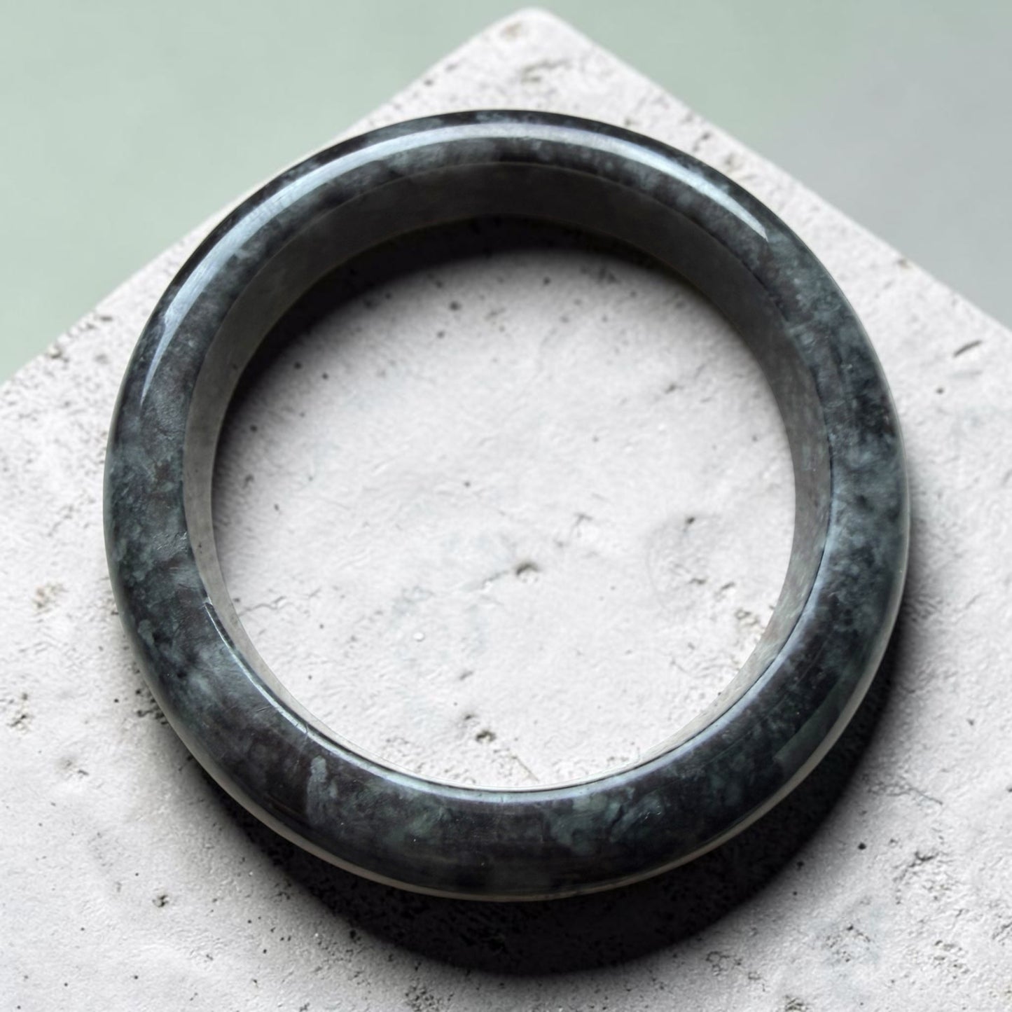 Wuji Jade Bangle