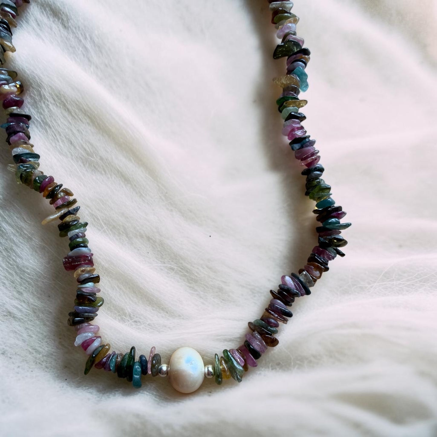Tourmaline Chip Necklace with Freshwater Pearl